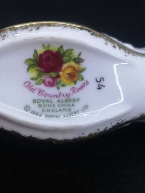 Old Country Roses Royal Albert shoes
