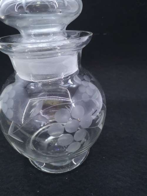 Cut glass bottle