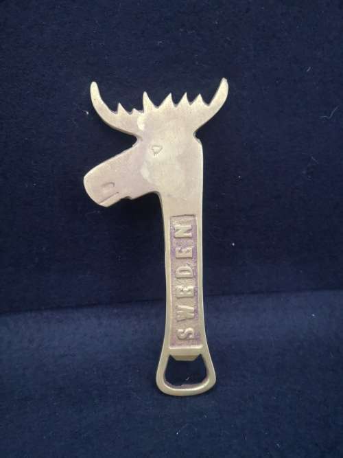 Brass opener - Sweden