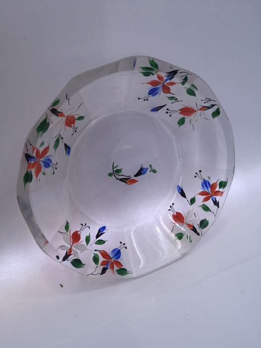 Heavy and thick glass plate with two side plates - hand painted