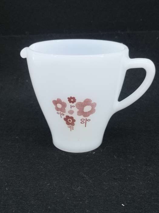 Industrial Argentina Rigopal milk glass milk jug