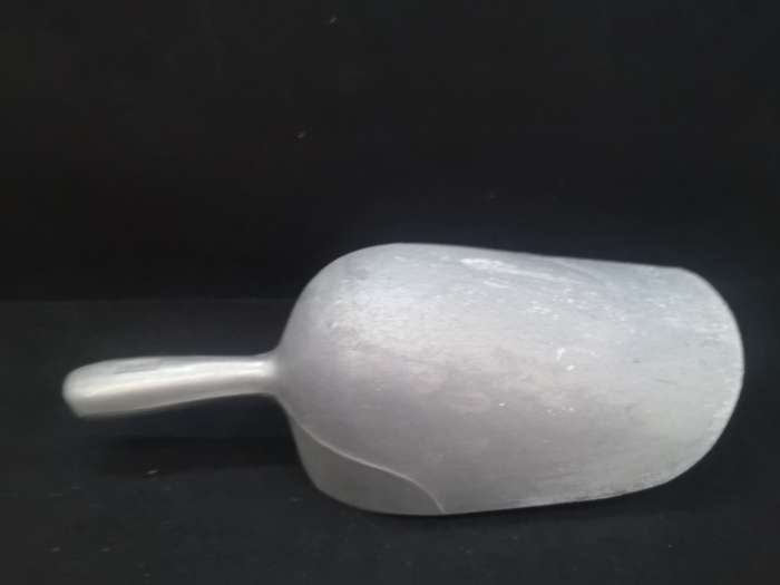 Huge aluminum scoop