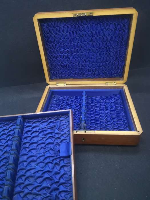 Wooden 2 tier box - London made - no key
