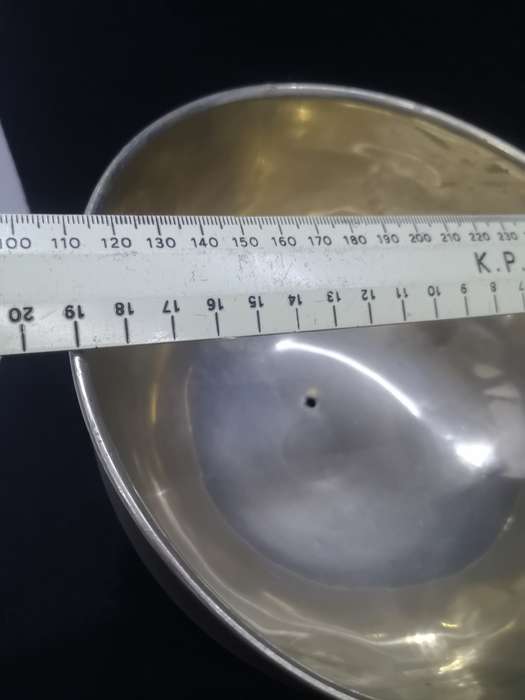Dome with bottom plate for serving food