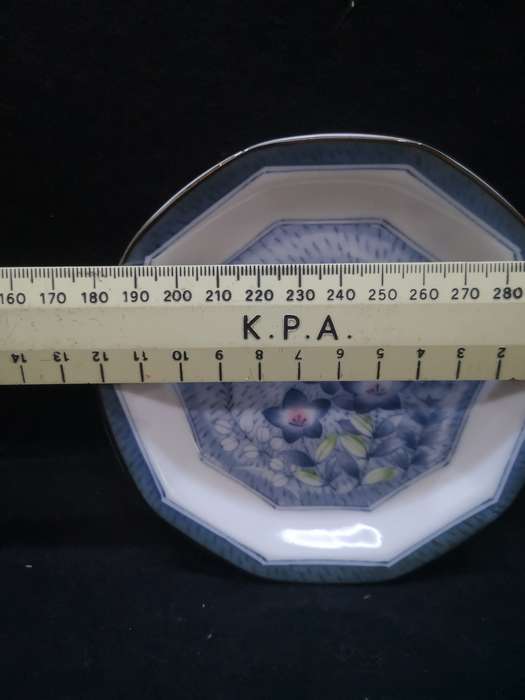 Imari plate