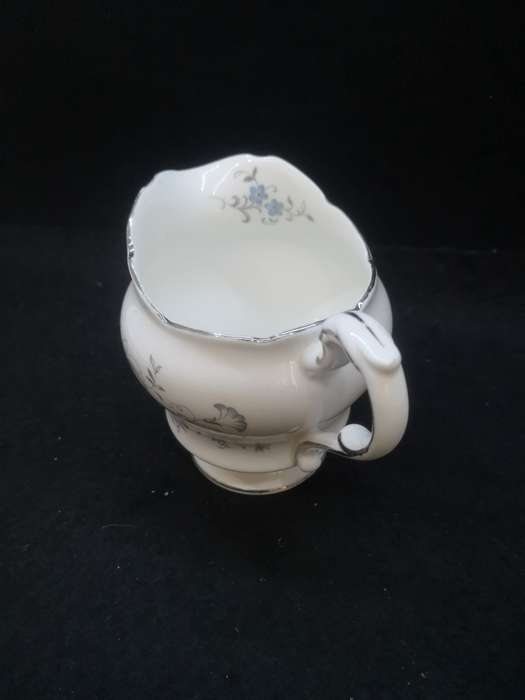 Royal Standard fine bone China England - Melody