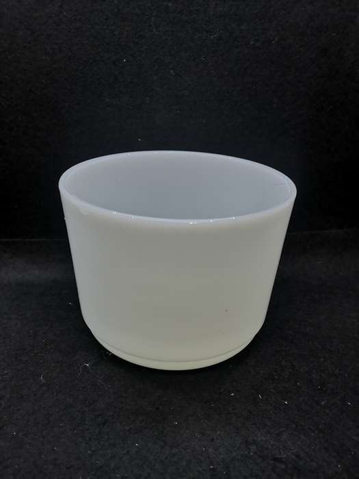 Kenwood no 20759 milk glass mixing bowl