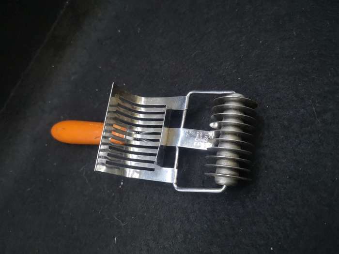 Vintage Tala pasta cutter/roller