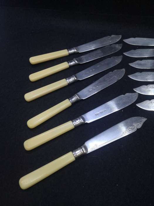 Vintage fish knifes