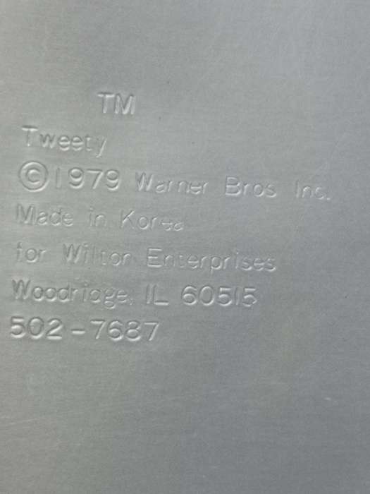 Vintage Wilton 1979  Tweety Bird cake pan