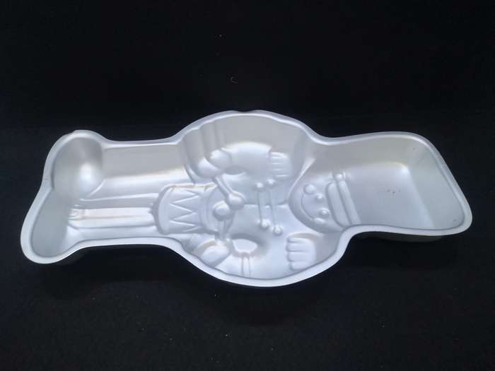 Vintage Wilton 1979 Toy Soldier cake pan