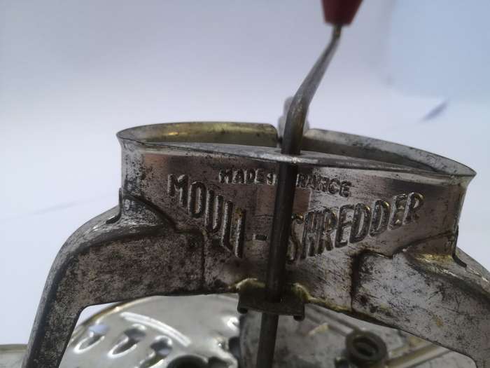 Small vintage Mouli shredder - made in France