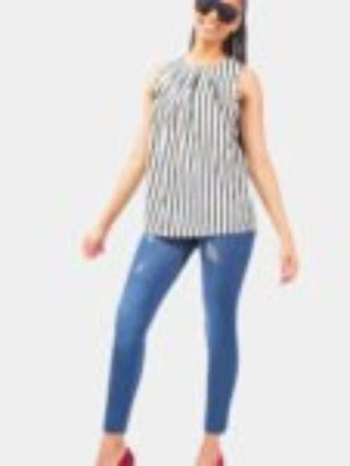 Thin Stripe Shirt - Large