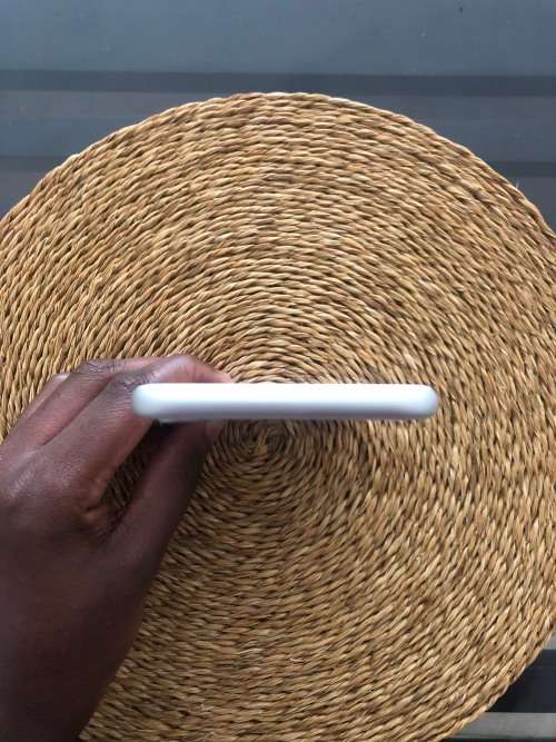 Apple iPhone 8 (64GB)