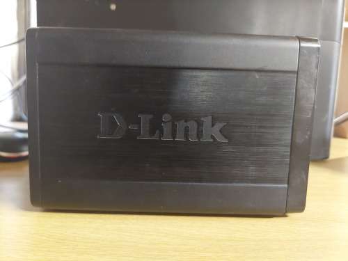 2-Bay NAS: D-Link ShareCentre DNS-325