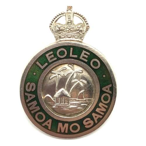 Early Samoa Police Cap Badge ( Neil )