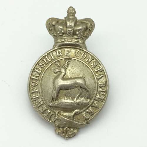 UK - Rare `Hertfordshire Constabulary` Cap Badge