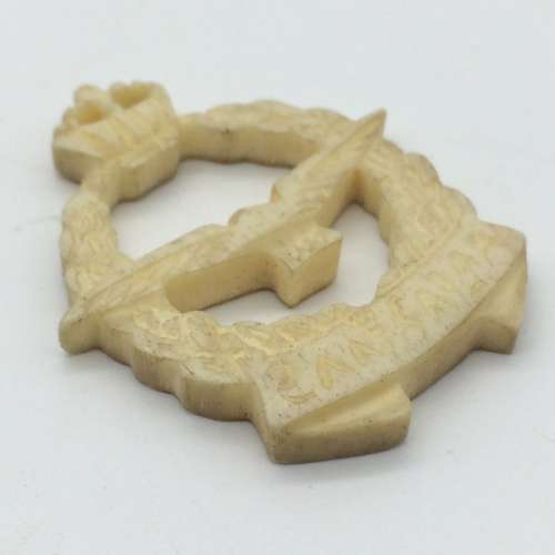 WW2  `POW/Trench Art` Bone `SAAF` Brooch