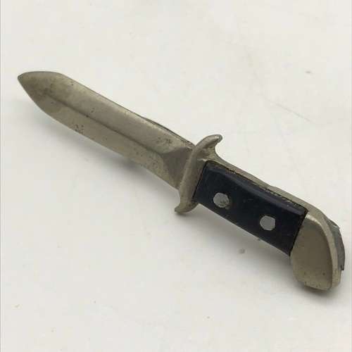 Early Miniature `Bayonet` Badge