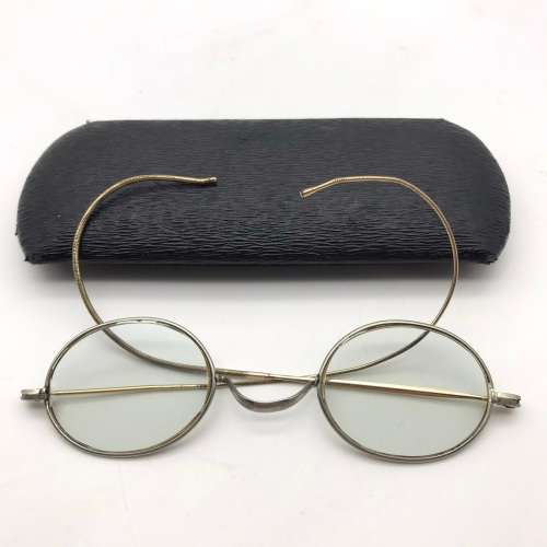 Antique `Saddle Bridge` Spectacles (Cased)