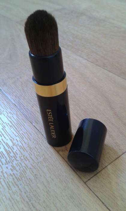 ESTEE LAUDER "ROLLUP" MAKEUP BRUSH - NEW!!