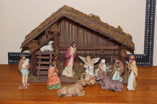 Amazing complete Boxed Ceramic hand painted Nativity Set with Genuine Wooden Stable Circa 1990's