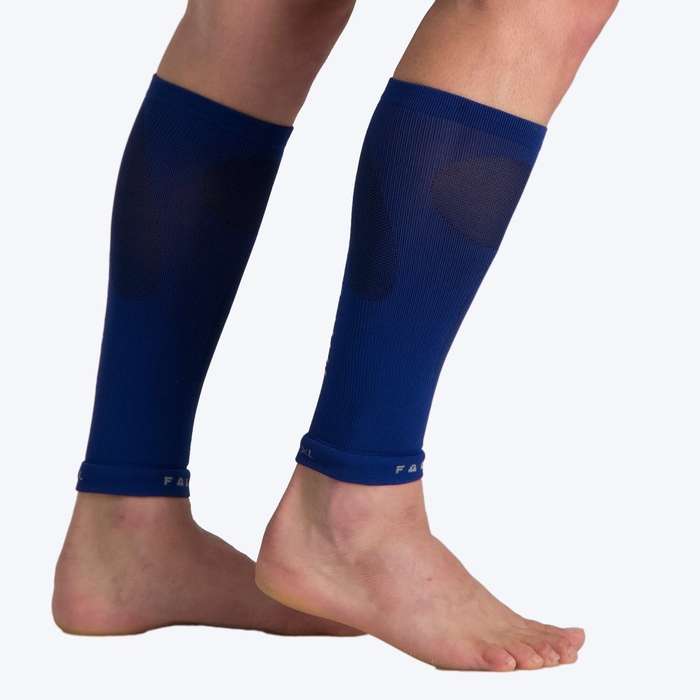 Calf Sleeves Vitalizer Falke Royal Blue: Size L-XL