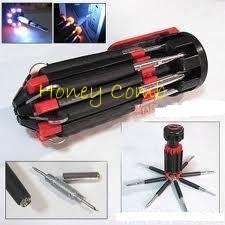 8 In 1 Multipurpose Screwdriver Set with Built-In Torch!