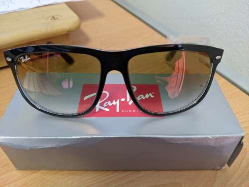Ray-Ban ® RB4147 sunglasses
