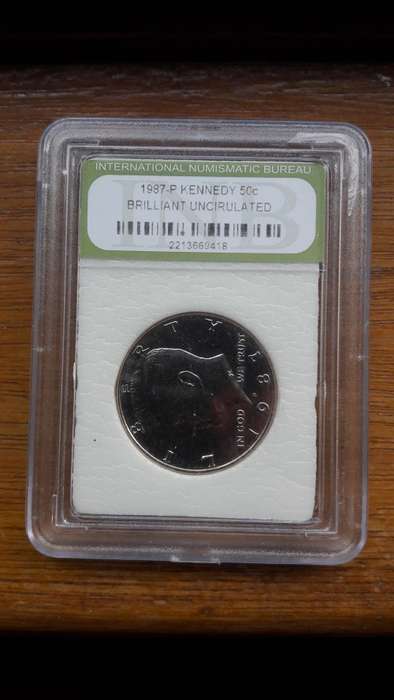 " BRILLIANT UNCIRCULATED " USA 1987 Kennedy Half Dollar. Brilliant Uncirculated. 2 AVAILABLE.