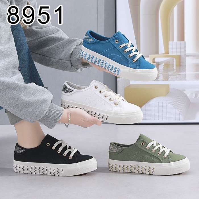 Ladies Canvas Sneaker