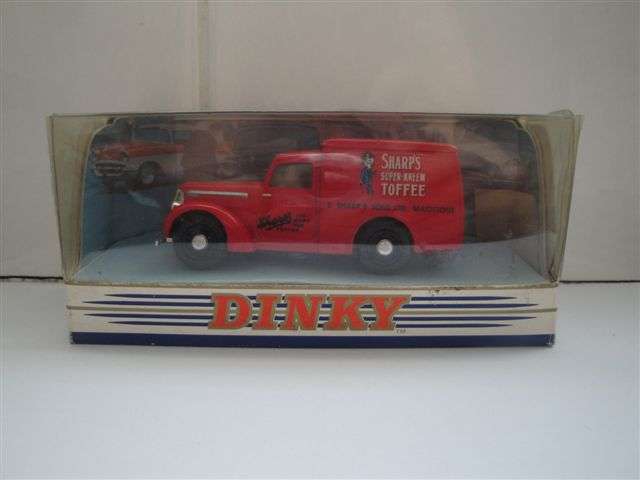 Dinky 1948 Commer 8 Cwt Van Sharp,s Toffee DY-8 made by Matchbox
