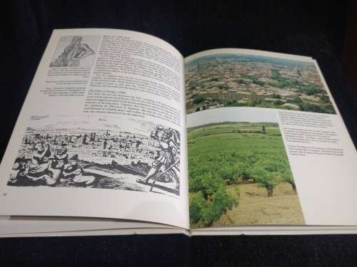 The Huguenot Heritage | The Story of the Huguenots at the Cape by Lynne Bryer and Francois Theron
