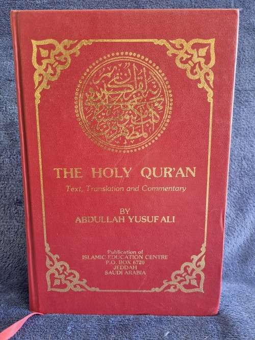 The Holy Quran by Abdullah Yusufali | Text, Translation and Commentary