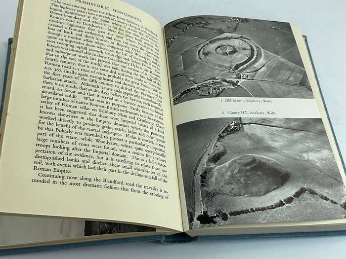 A Guide to the Prehistoric and Roman Monuments in England and Wales by Jacquetta Hawkes