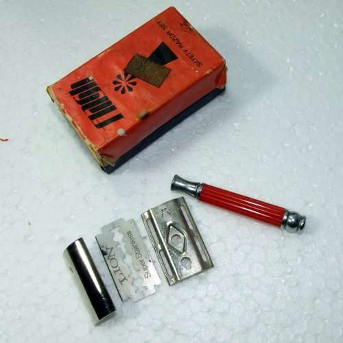Vintage Oriental Safety Razor Set in Original Box with Mirror, Re-branded FLASH for Export!