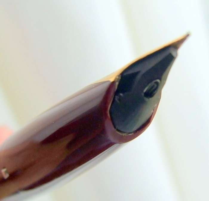 Burgundy SHEAFFER White Dot Snorkel PFM III Fountain "Pen For Men" 14k nib, good working condition