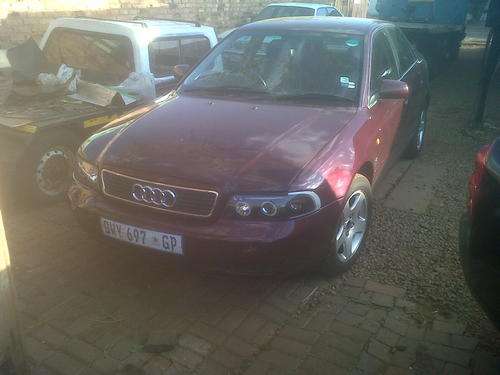 AUDI A4 2.6{AUTO}