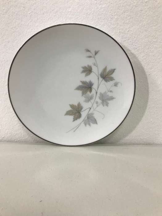 Beautiful Noritake RareDisplay Porcelain 3 Bowls and Side plate Pattern Wellesley 6312