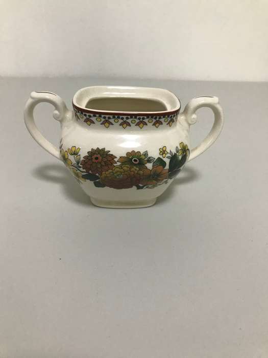 Stunning Display Mandalay Franciscan Vintage Dinner ware Staffordshire England