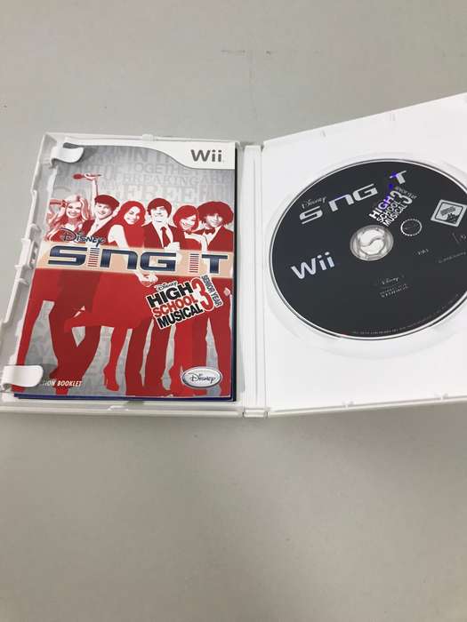 Nintendo WII Sing It High School Musical Senior Year Nintendo
