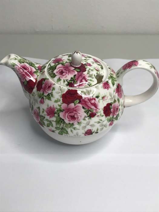 Maxwell Williams tea set