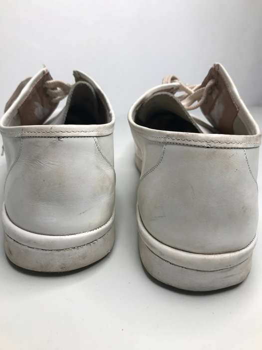 Grasshoppers White Leather Shoe second hand size 11