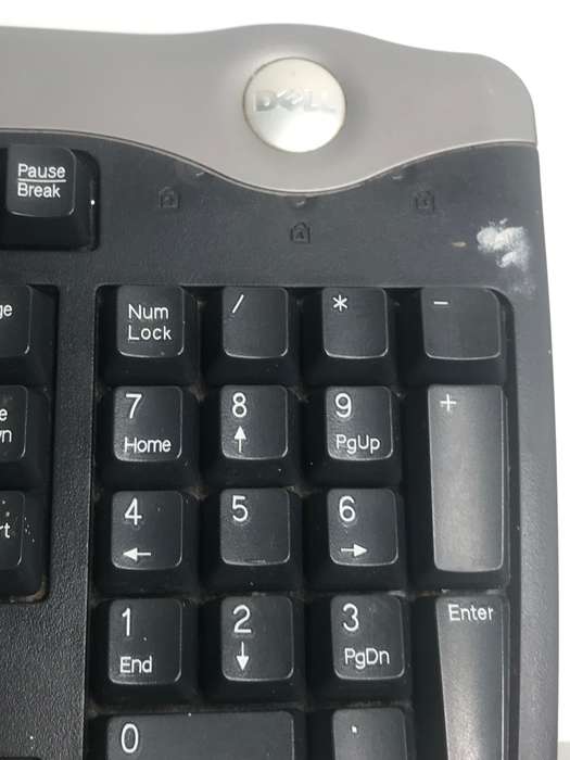Dell USB Keyboard SK-8125 Two USB Hubs Performance Multimedia Keys