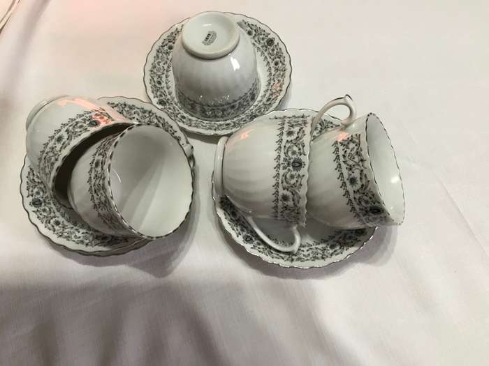 Cappuccino or tea White and Silver Cup & Saucer Set x5