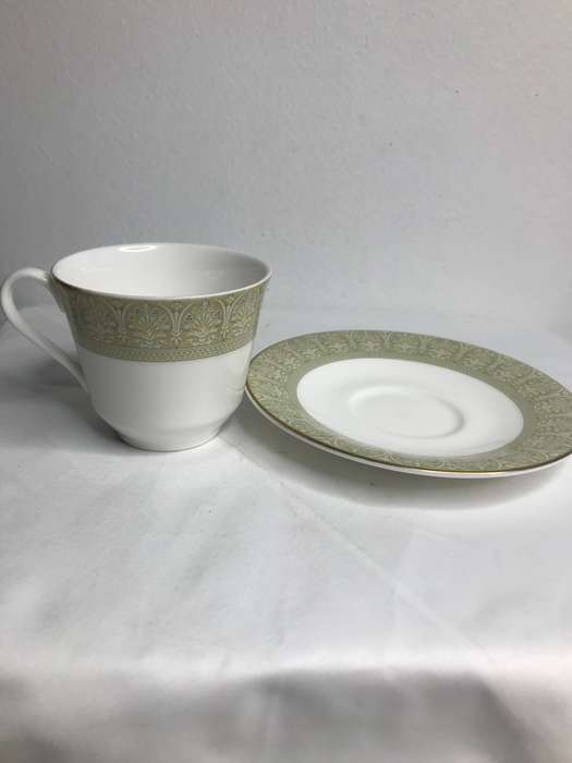 Cappucino Coffee or Tea Vintage Royal Doulton Cup and Saucer style Sonnet H5012