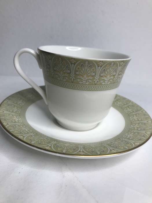 Cappucino Coffee or Tea Vintage Royal Doulton Cup and Saucer style Sonnet H5012