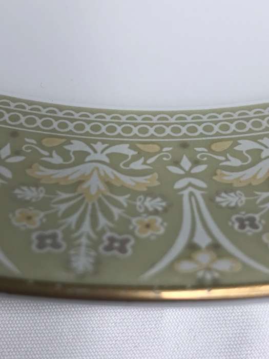 Royal Doulton Serving Plate medium Sonnet H5012
