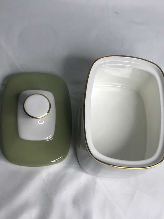 Royal Doulton Sugar Bowl with lid Sonnet H5012 Gold Guilding