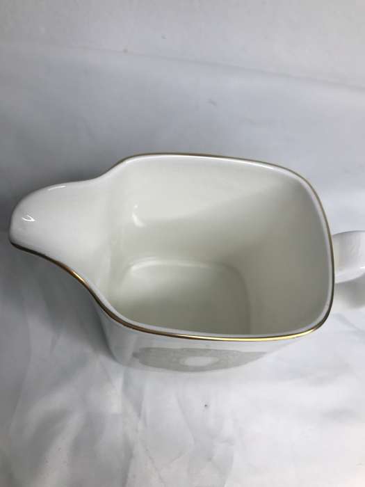 Royal Doulton Sugar Bowl with lid Sonnet H5012 Gold Guilding